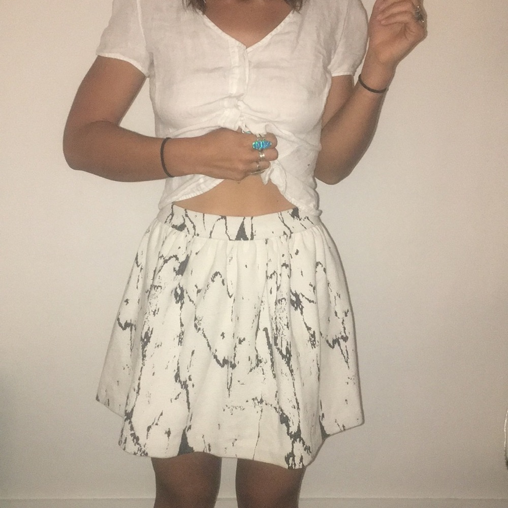 Black and white skirt!